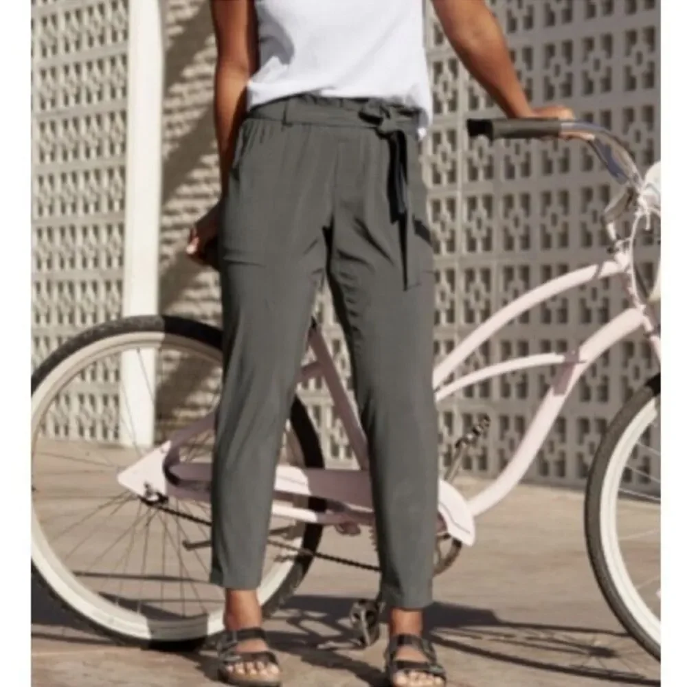 Athleta Skyline Pants Womens Size 2 XS Gray Grey Elastic Waist Stretch Belted - Picture 1 of 10